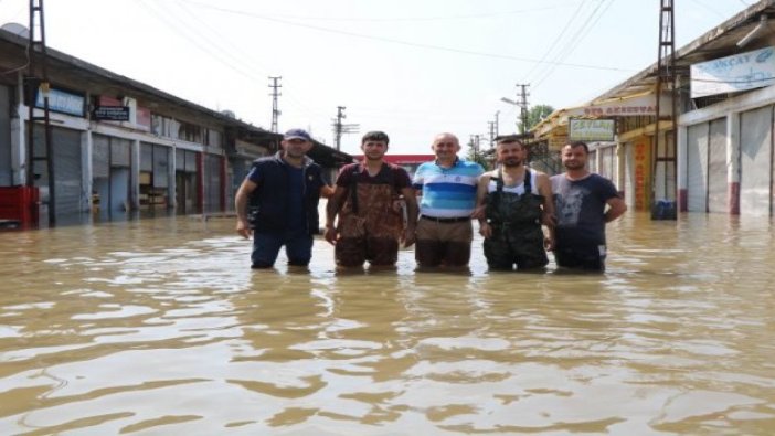 Esnaf işe kayıkla gitti!