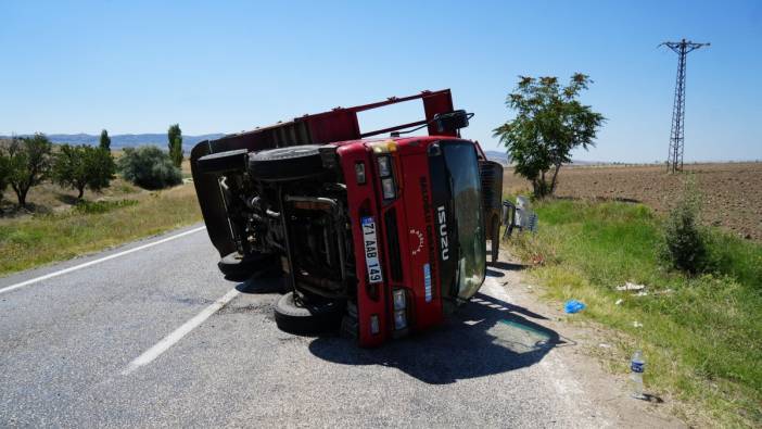 Kırıkkale'de kamyonet devrilmesi sonucunda 8 kişi yaralandı