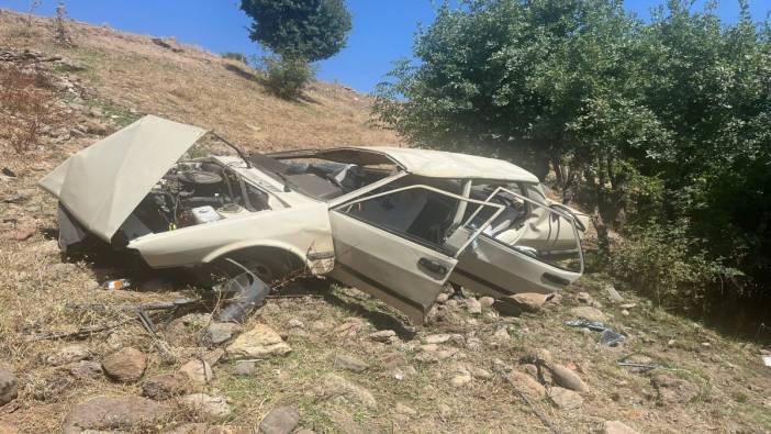 Kontrolden çıkan araç dereye uçtu: 1'i ağır 5 kişi yaralandı