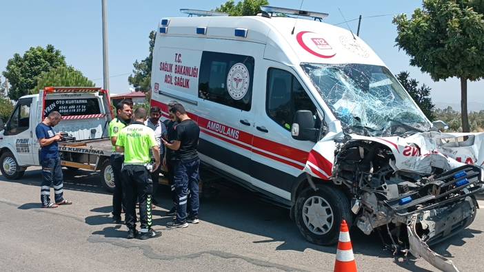 Gaziantep'te ambulans tankere çarptı