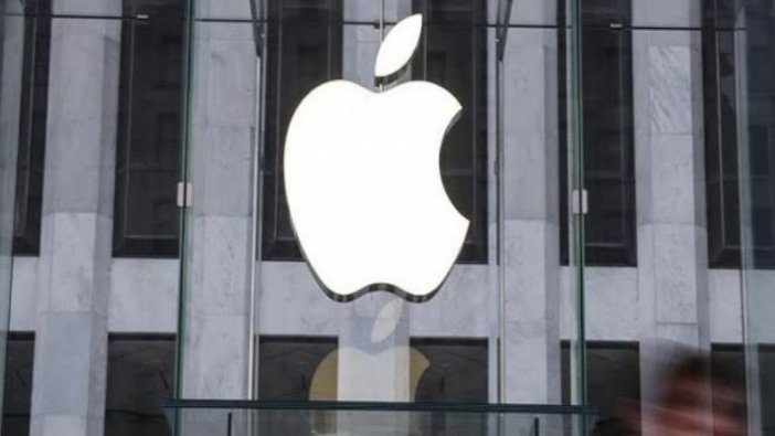 Apple özür diledi