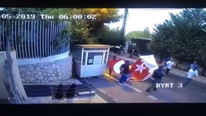 Beyrut Büyükelçiliği'ne provokatif eylem