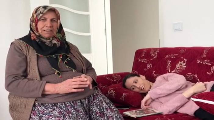 41 yıldır engelli kızına yaşam umudu oldu! Fedekar anne
