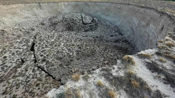 Konya’da 100 metrelik yeni obruk