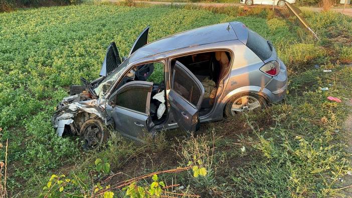 Ambulans ile otomobil çarpıştı: 5 yaralı