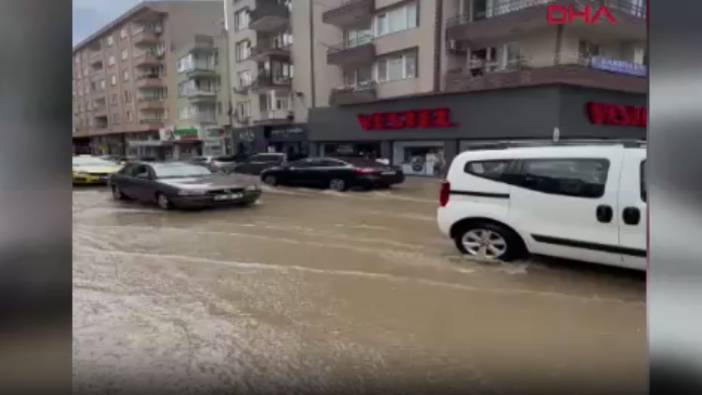 Erdek yağmura teslim oldu