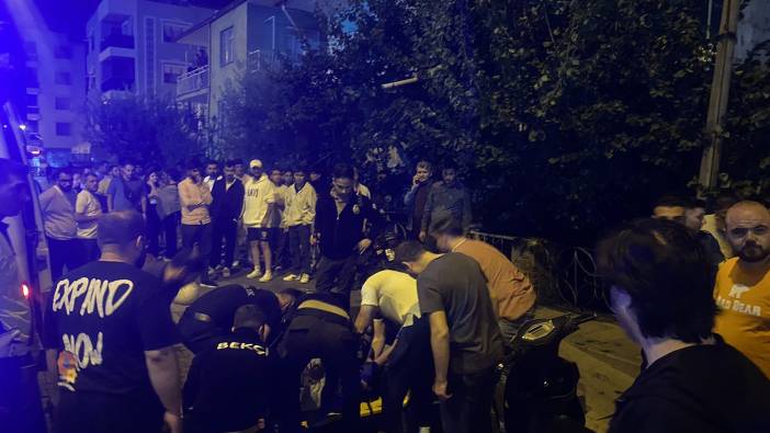 Manisa’da motosiklet devrildi: 2 yaralı