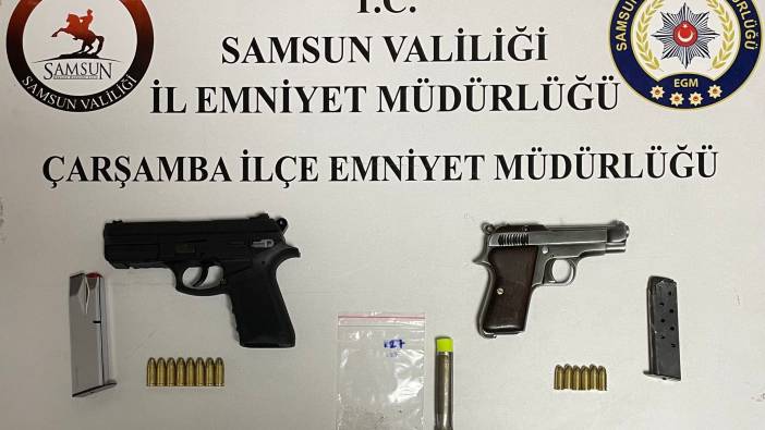 Samsun'da durdurulan araçtan silah ve uyuşturucu çıktı