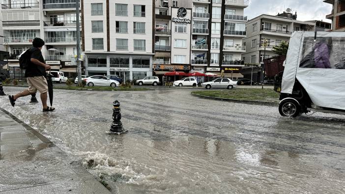 Sinop'ta sağanak yağış etkili oldu