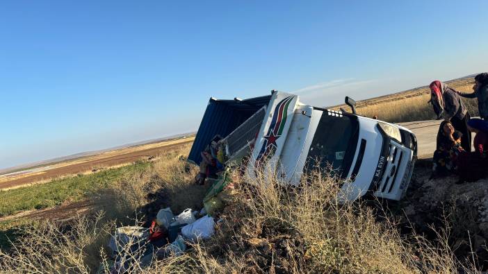 Şanlıurfa'da kamyonet devrildi: 9 yaralı