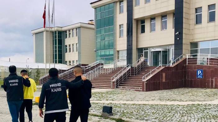 Kars’ta bir aparta uyuşturucu operasyonu düzenlendi