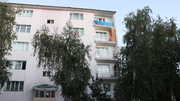 Erzurum Palandöken'de otizmli genç apartmanın 5. katından düştü