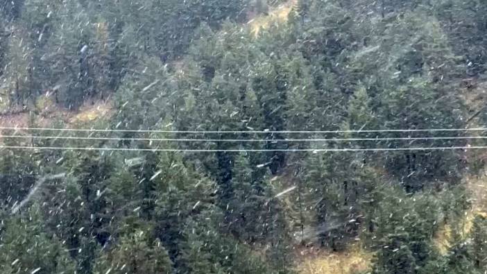 Bolu'ya mevsimin ilk karı düştü