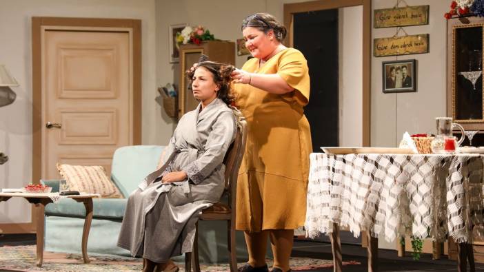 Mersin Büyükşehir Belediyesi Şehir Tiyatrosu perdelerini açıyor