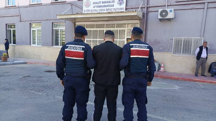 Jandarma aranan şahsı kıskıvrak yakaladı (4 Ekim 2024)