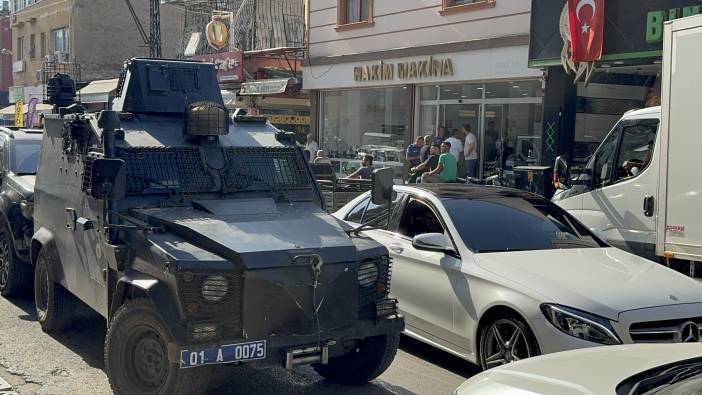 Adana yol ortasında el bombası bulundu