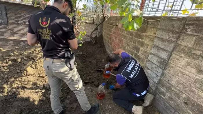 Toprakta gömülü halde uyuşturucu bulundu