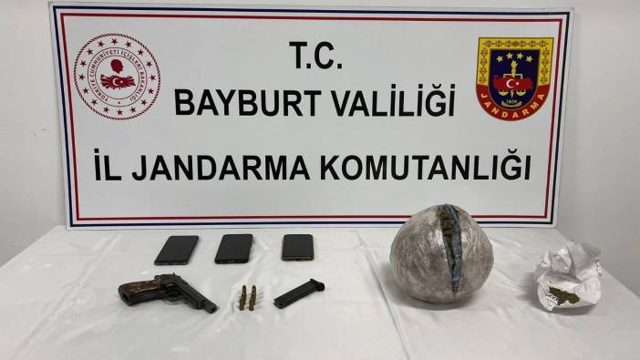 Bayburt'ta zehir tacirlerine darbe