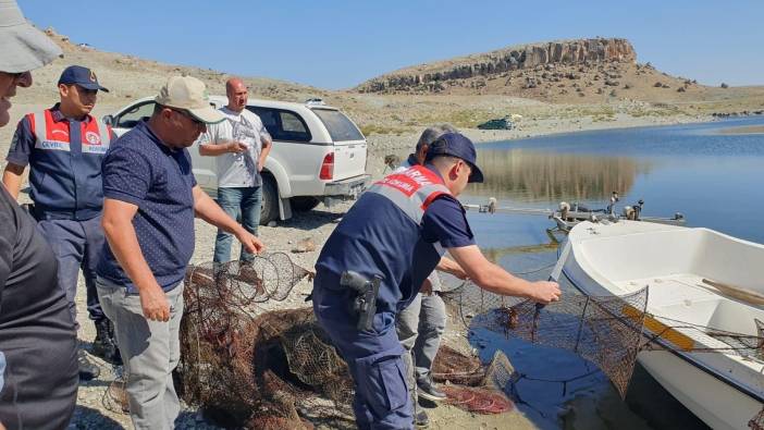 Aksaray'da jandarmadan kaçak ağ operasyonu