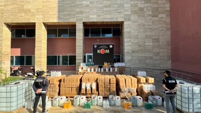 Manisa'da eş zamanlı kaçak içki operasyonu