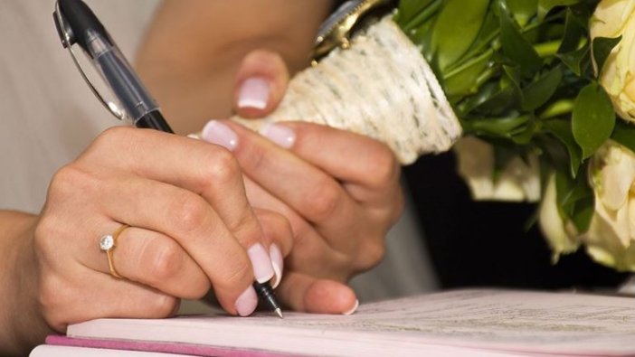 Nikah görüntüleri kusurlu kaydedilen çifte 6 bin lira tazminat