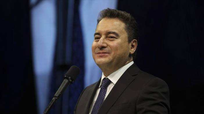 Ali Babacan yeniden genel başkan seçildi