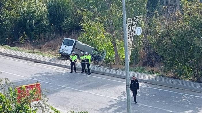 Bilecik'te panelvan devrildi: 1 ölü, 1 yaralı