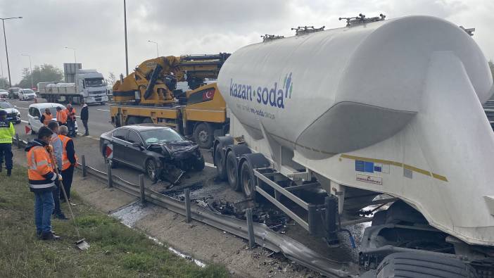 Bolu'da tanker ile otomobil çarpıştı: 2 yaralı