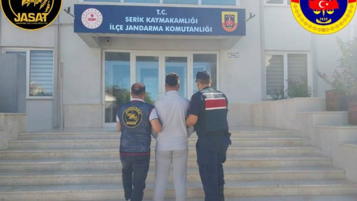 Antalya'da jandarma 215 aranan şahsı yakaladı