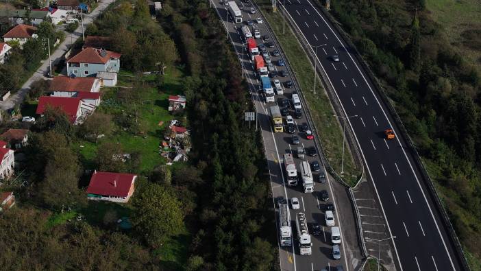 Anadolu Otoyolu'nda zincirleme trafik kazası: 4 yaralı ( 25 Ekim 2024)