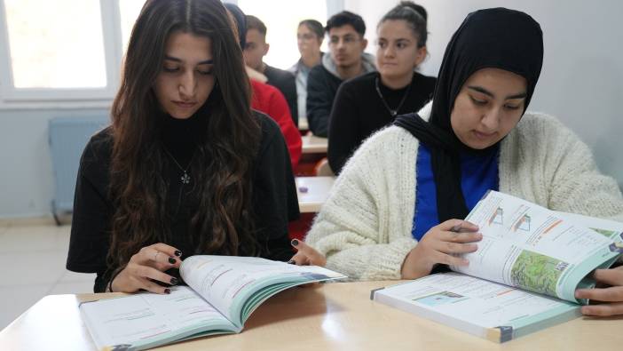 Elazığ’da ‘Gelecek Sensin’ Projesi sürüyor