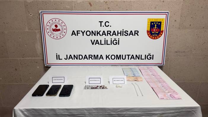 Afyonkarahisar'da uyuşturucu operasyonu: 3 gözaltı