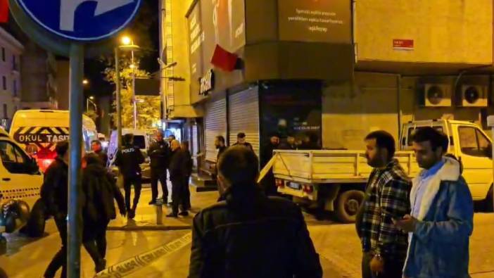 Husumetlilerinin yerine halı sahadan dönen genci vurdular