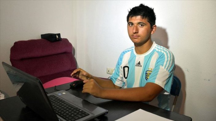 Otizmli Barış'ın 'sevgiyle' değişen hayatı