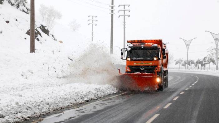 Bitlis'te kapanan 84 köy yolundan 78'i yeniden ulaşıma açıldı