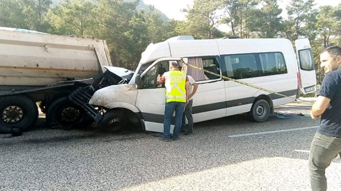 Akkuyu'ya gelen yabancı işçiler kaza yaptı