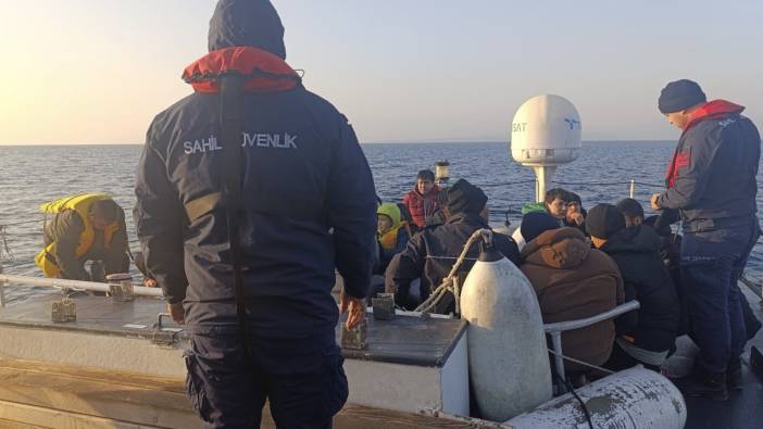 Ayvacık'ta 33 kaçak göçmen yakalandı (30.11.2024)