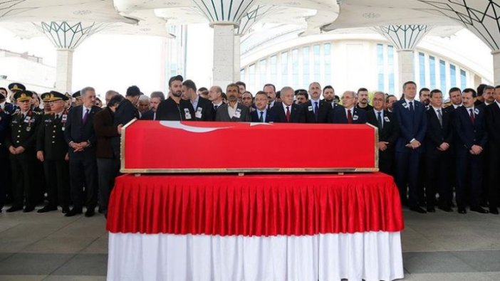 Şehitlerimizi uğurluyoruz