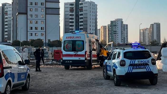 Diyarbakır'da trajik kaza! 13'üncü kattan düşen işçi yaşamını yitirdi