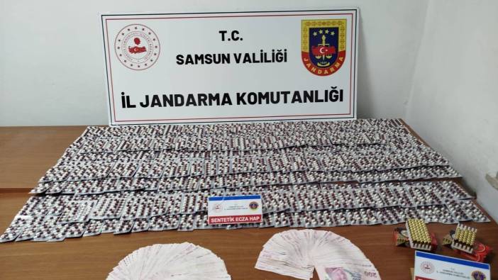 Jandarma 838 aranan şahsı yakaladı