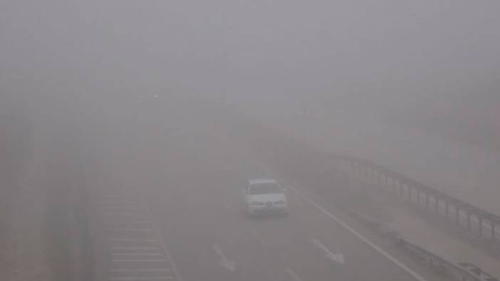 43 ilin bağlantı yollarında yoğun sis: Görüş mesafesi düştü