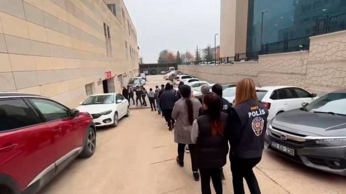 Bungalov dolandırıcılarına operasyon! 16 şüpheli yakalandı