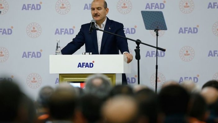 "Lanet bir dizi var 'Çukur' diye"