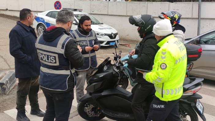 Polis Kırıkkale'de okul çevrelerinde kuş uçurtmuyor