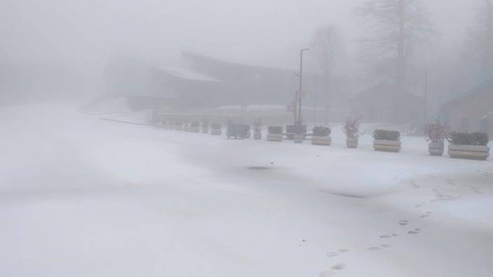 Kartepe'de beklenen kar yağışı başladı!