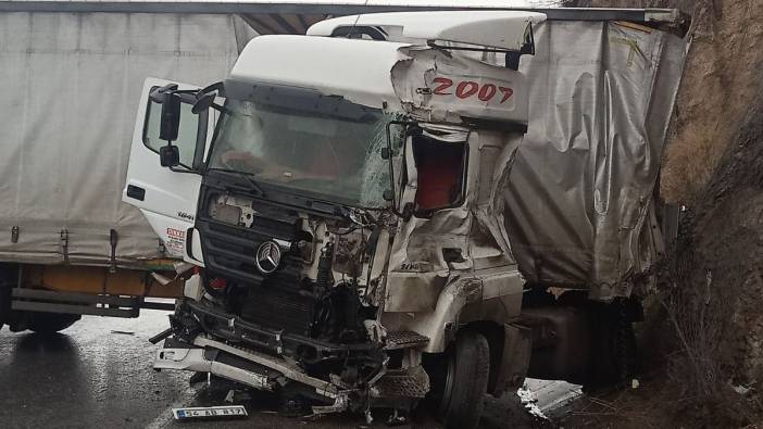 Makas atan TIR ortalığı karıştırdı