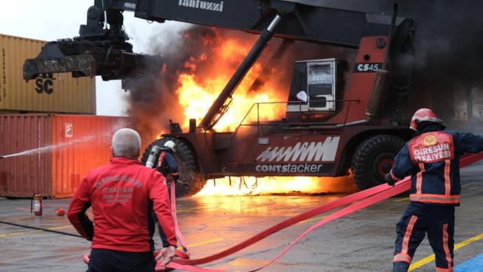 Giresun limanında çıkan yangın korkuttu