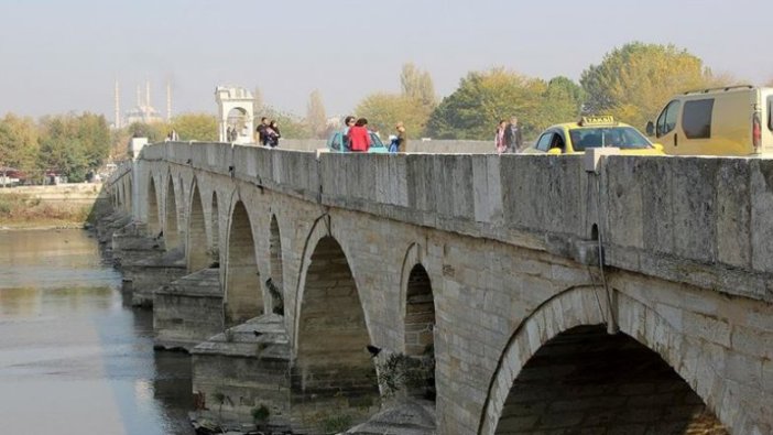 Meriç Köprüsü araç trafiğine açıldı