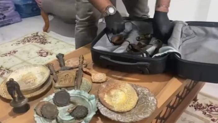 Polis ekiplerinin düzenlediği operasyonda  52 tarihi eser ele geçirildi