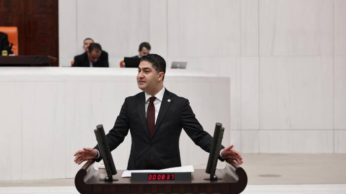 "Gazetecilerimize yeşil pasaport edinme imkânı sağlanmalı"